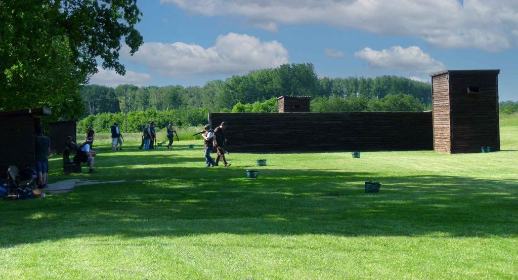 Übungsbetrieb auf dem Schießstand