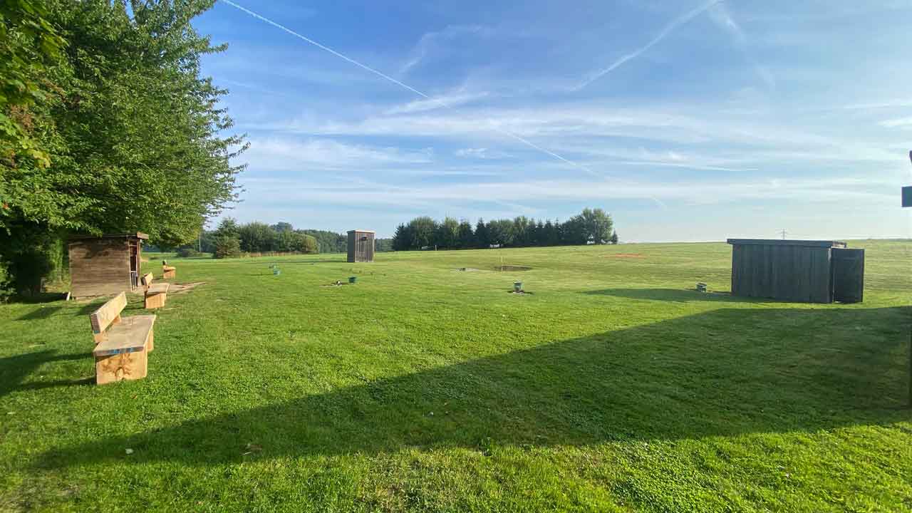 Der A-Stand für jagdlich Trap und Skeet sowie sportlich Skeet